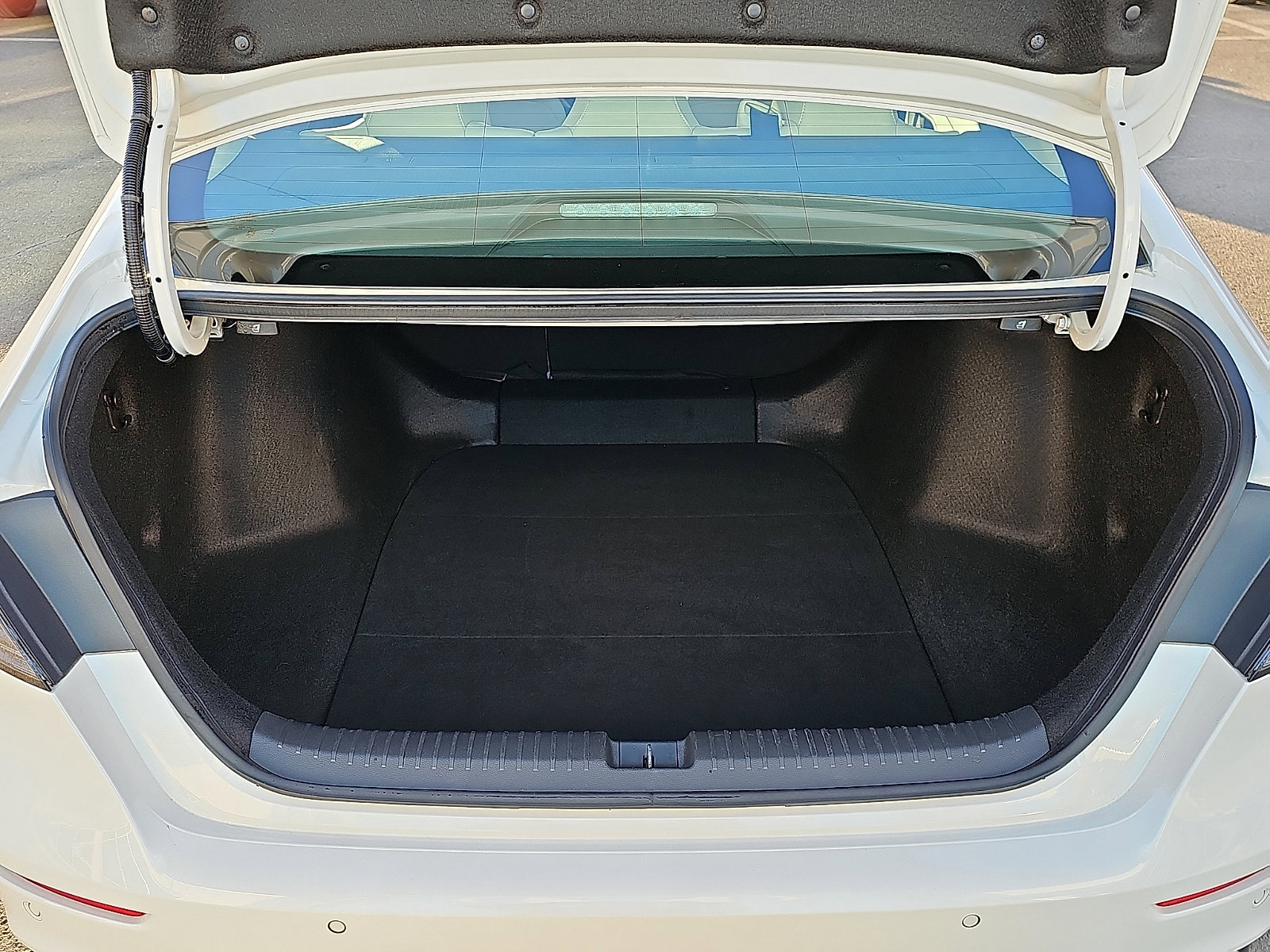 Used 2023 Honda Accord Touring image 31