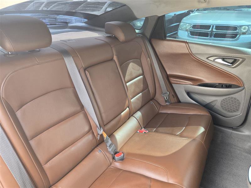 Used 2016 Chevrolet Malibu LT w/ Leather Package image 29