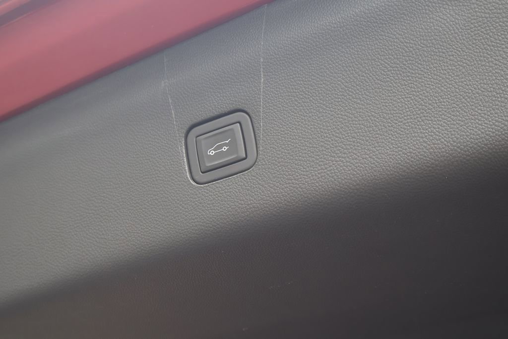 Used 2024 Buick Enclave Essence FWD image 49