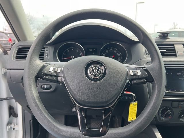 Used 2016 Volkswagen Jetta S image 13