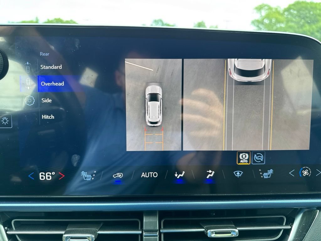 Used 2026 Chevrolet Equinox EV LT AWD/4WD image 34