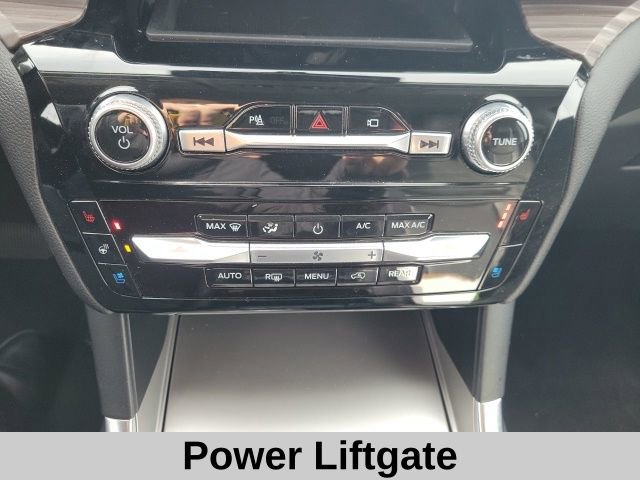 Used 2023 Ford Explorer Limited w/ Equipment Group 301A image 9
