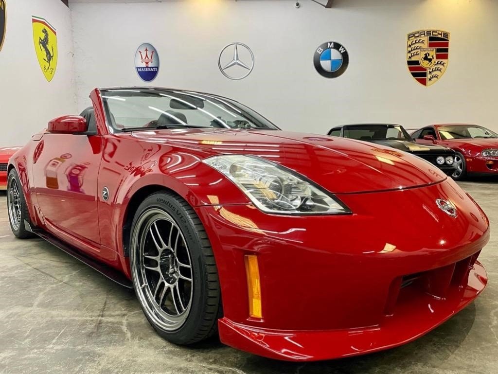 Used 2006 Nissan 350Z Touring image 1