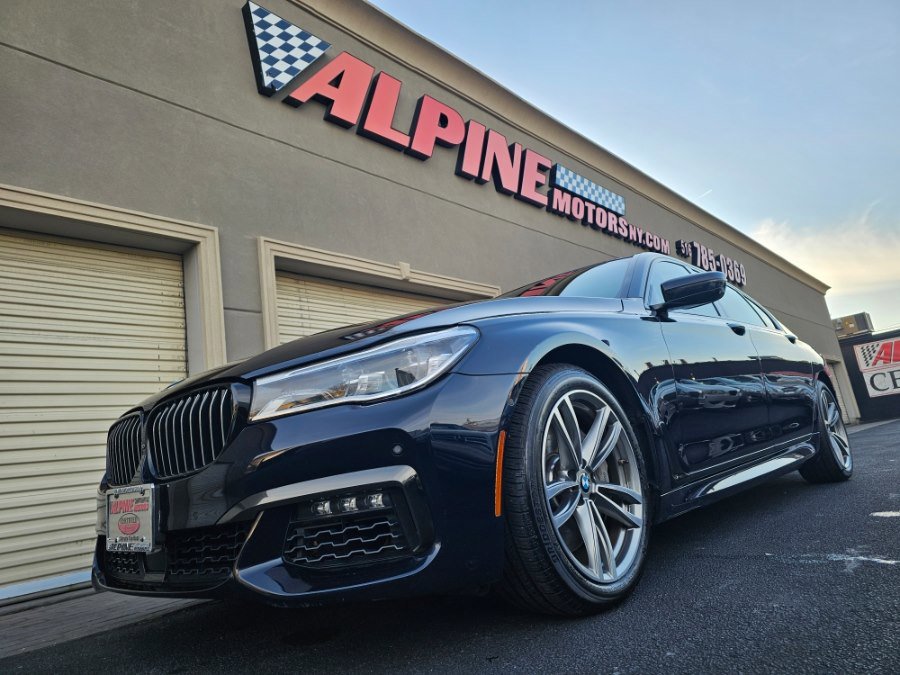 Used 2019 BMW 750i xDrive w/ Executive Package image 46