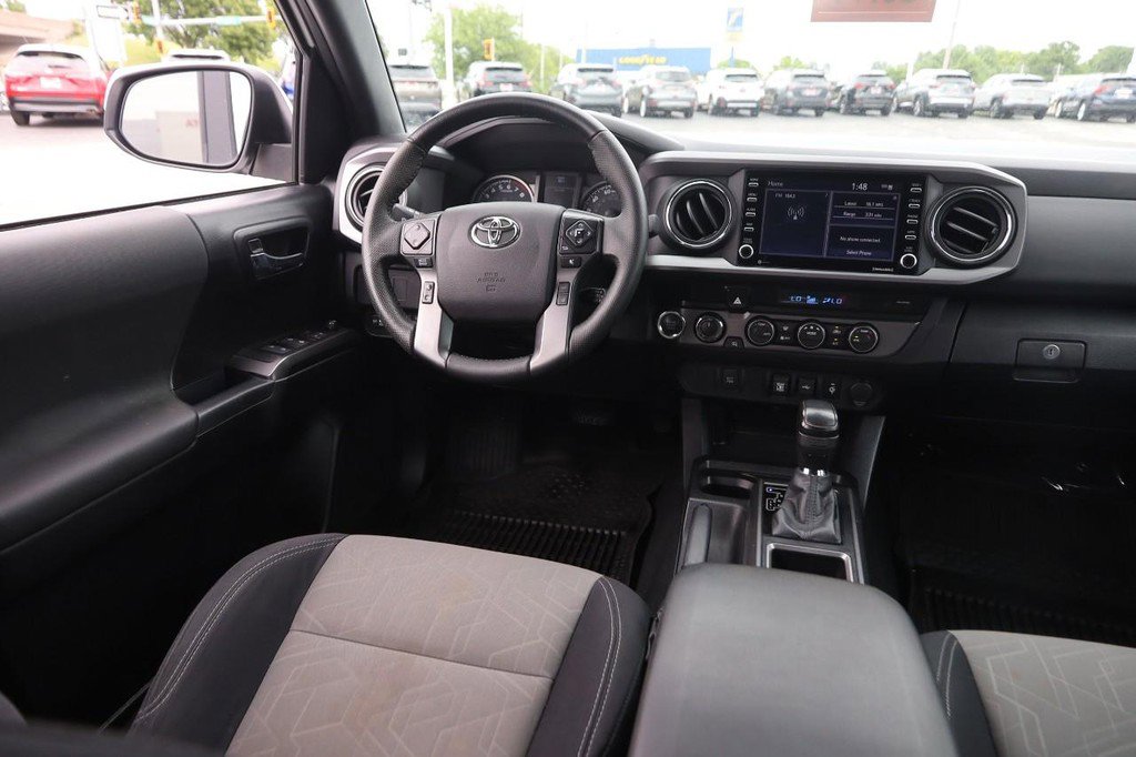 Used 2021 Toyota Tacoma TRD Off-Road AWD/4WD image 22