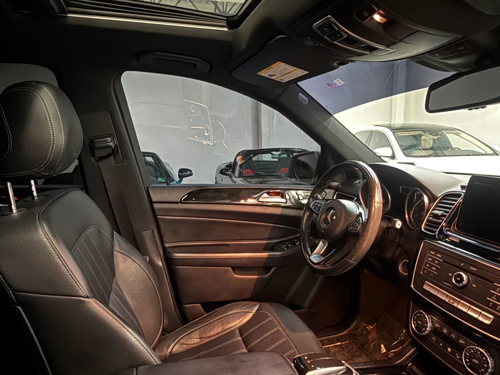 Used 2017 Mercedes-Benz GLE 350 w/ Premium 1 Package image 23