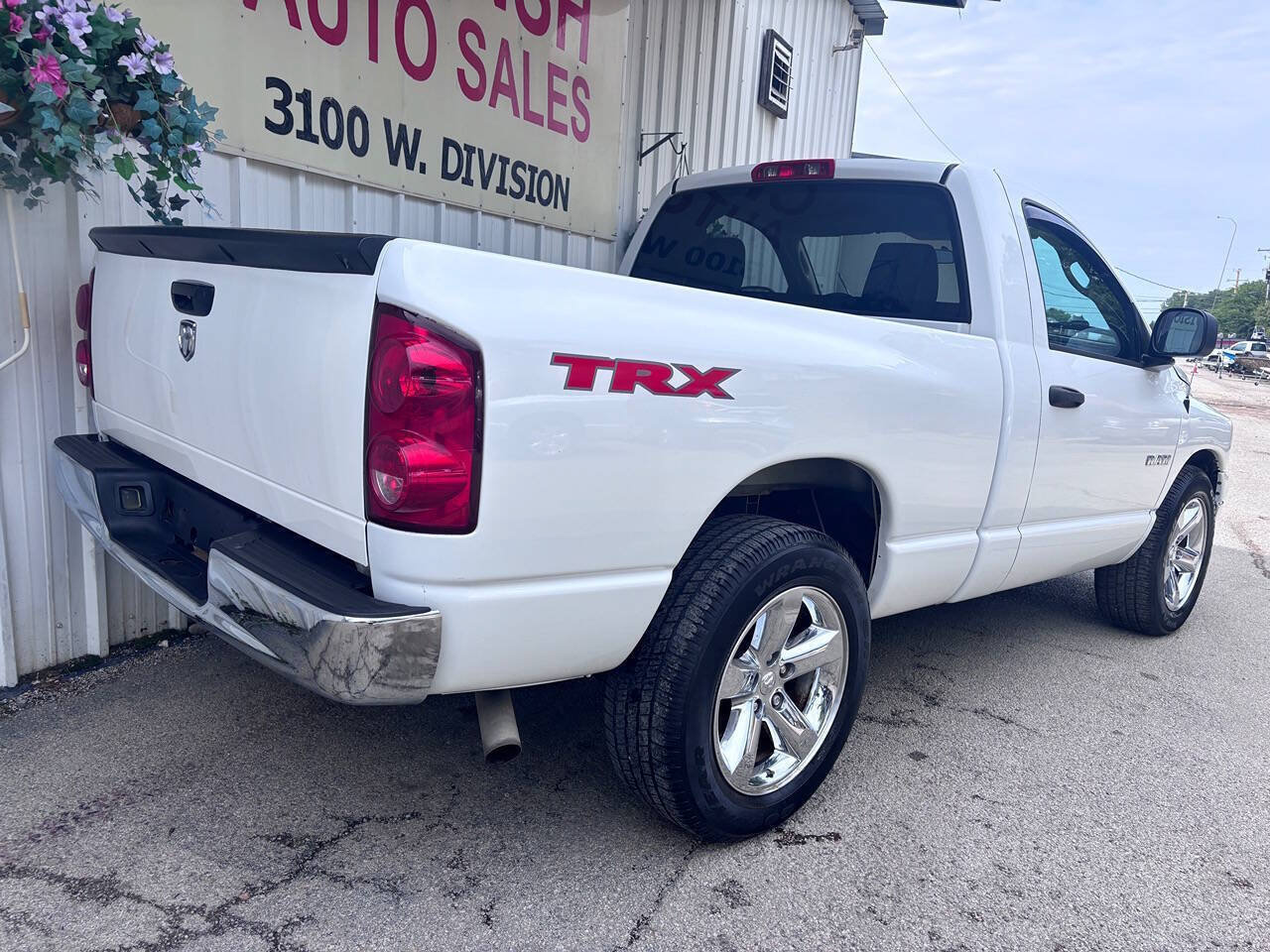 Used 2008 Dodge Ram 1500 Truck ST RWD image 2