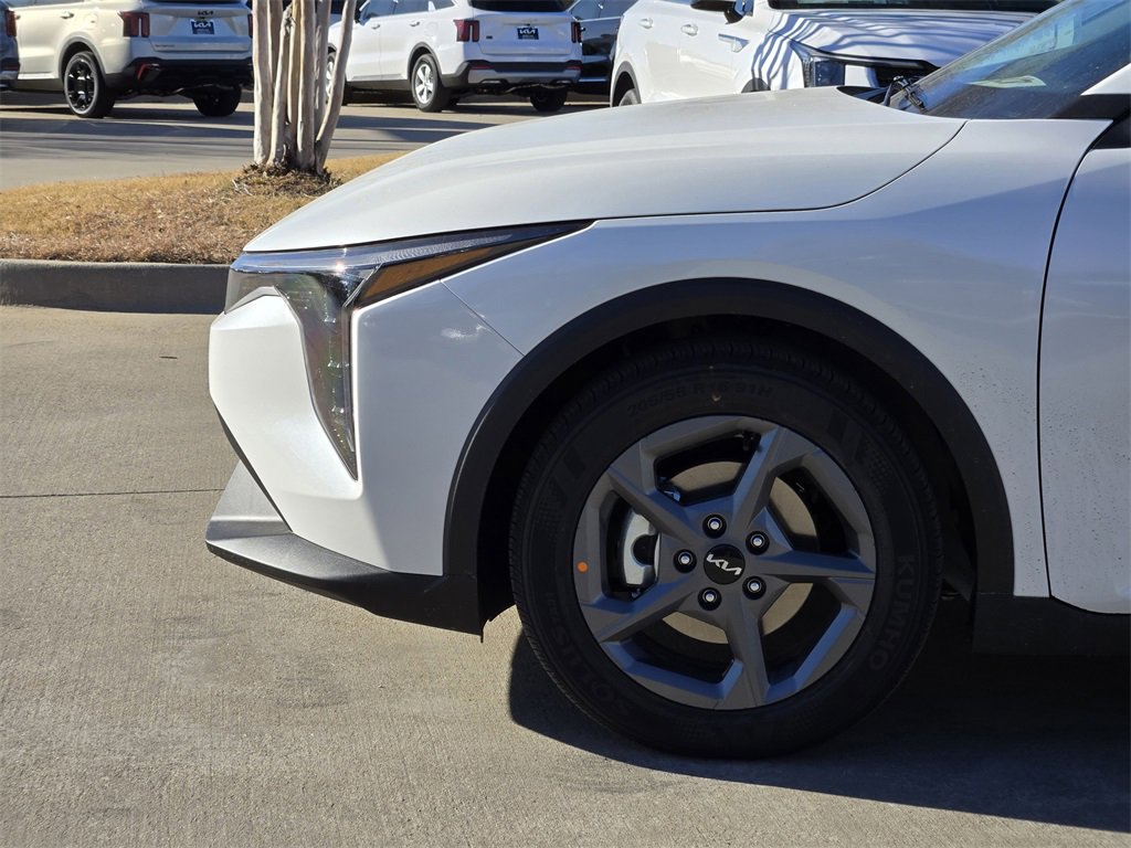 New 2026 Kia K4 LXS image 5