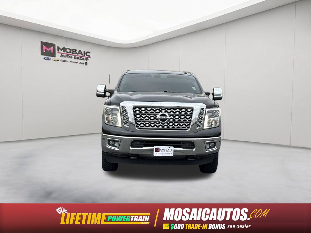 Used 2017 Nissan Titan SL AWD/4WD image 2