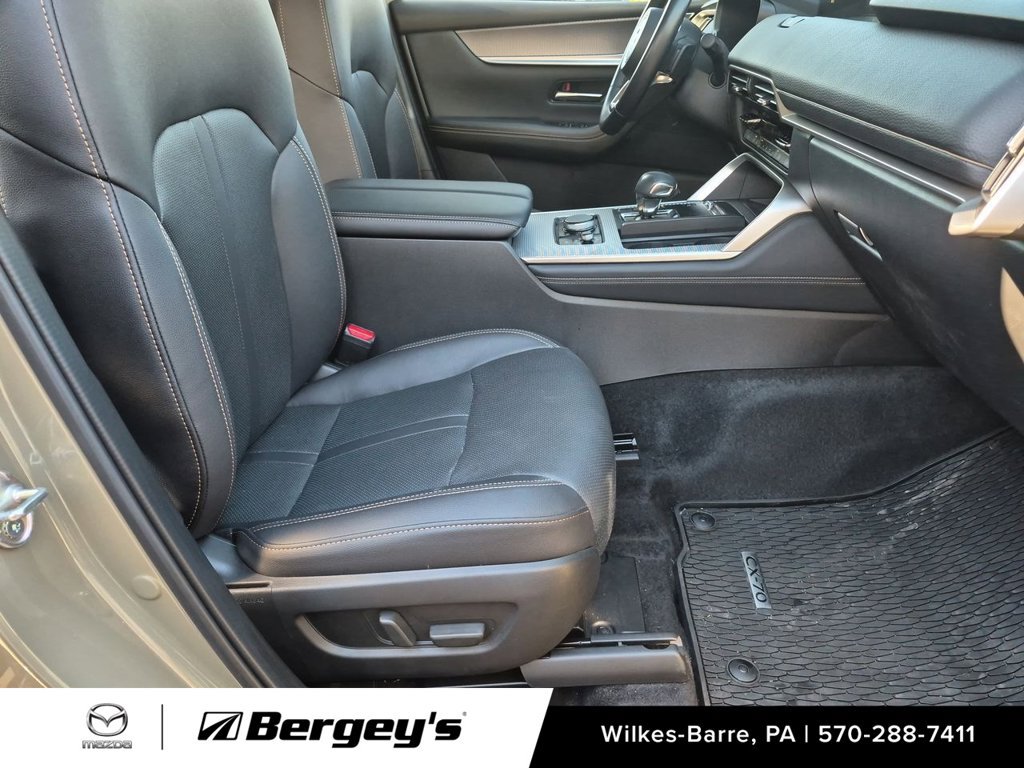 Certified 2025 MAZDA CX-70 Plug-In Hybrid w/ Premium Pkg AWD/4WD image 36