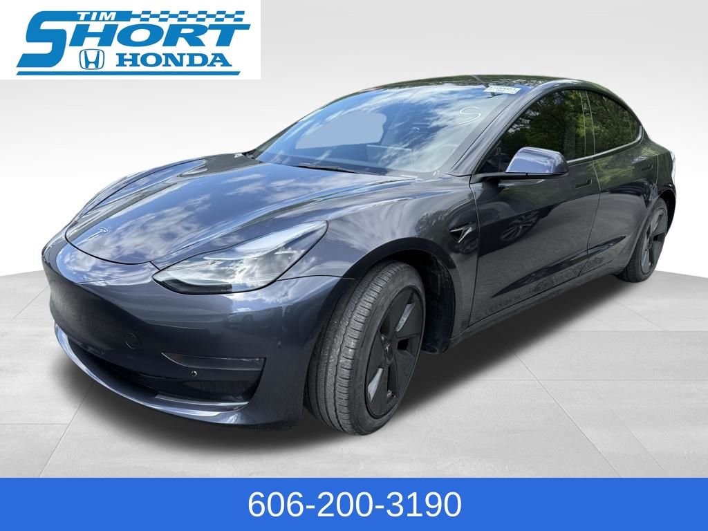 Used 2021 Tesla Model 3 Standard Range Plus RWD image 2