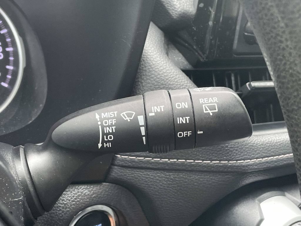 Used 2022 Toyota RAV4 XLE w/ Convenience Package FWD image 34