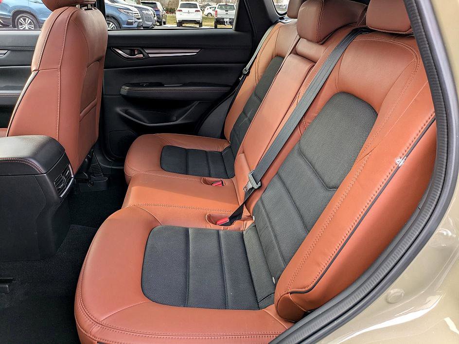 Certified 2024 MAZDA CX-5 Carbon Edition image 26