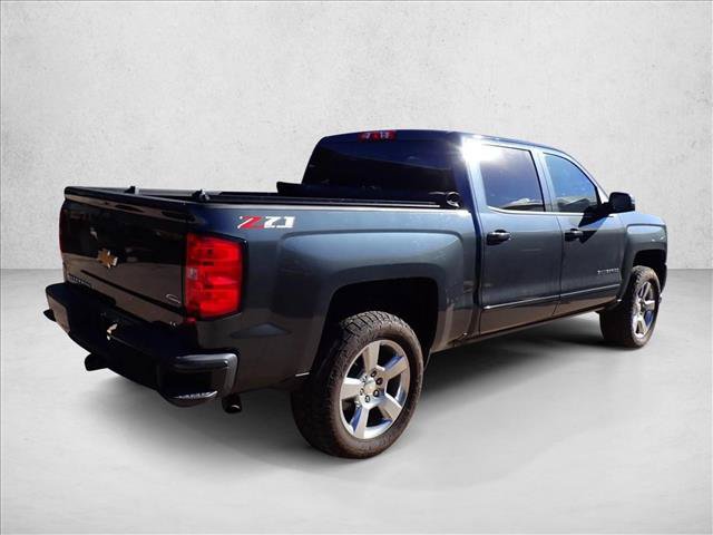 Used 2018 Chevrolet Silverado 1500 LT w/ All Star Edition AWD/4WD image 2