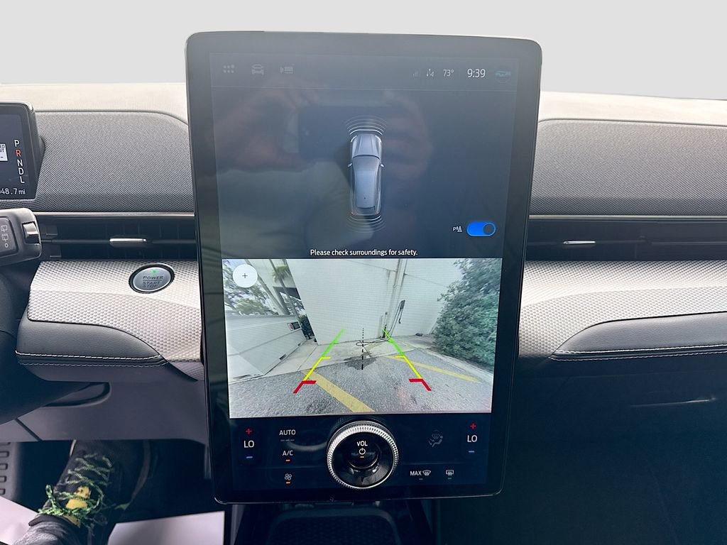 Used 2022 Ford Mustang Mach-E Select image 15