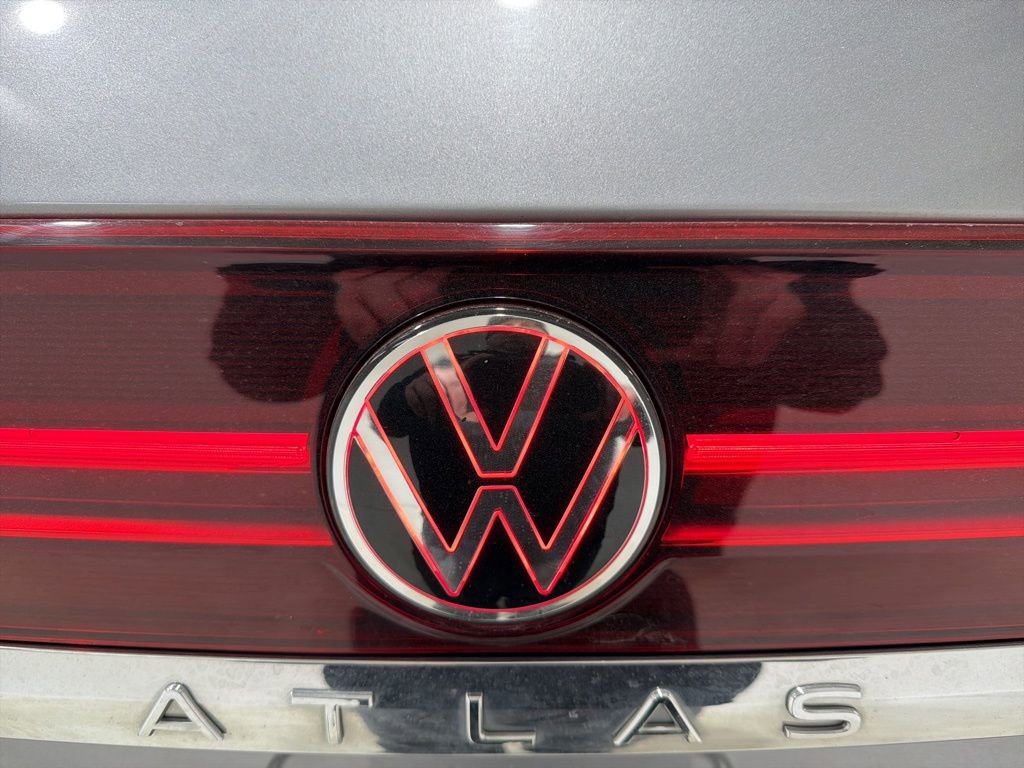 Used 2024 Volkswagen Atlas SE image 7