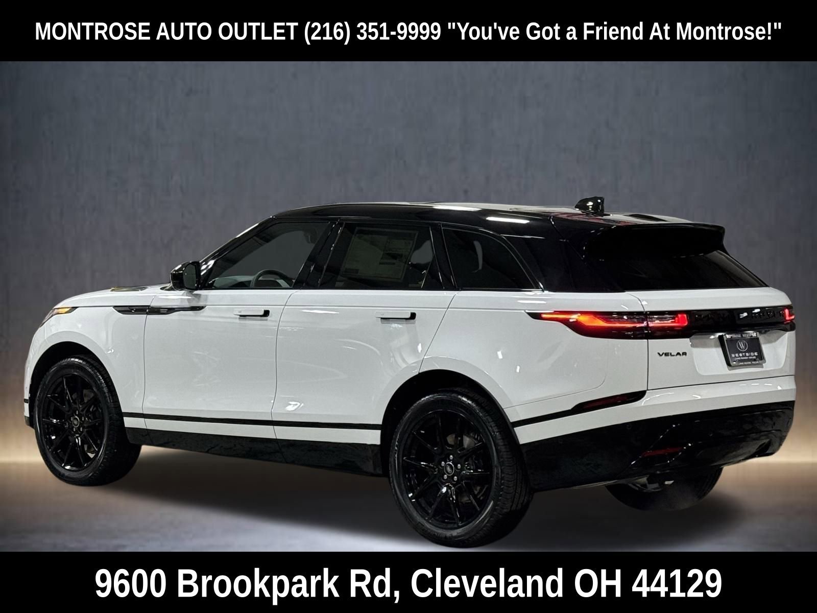 New 2026 Land Rover Range Rover Velar Dynamic SE image 3