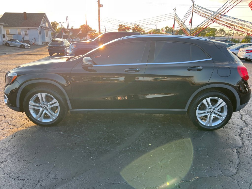 Used 2019 Mercedes-Benz GLA 250 4MATIC image 4