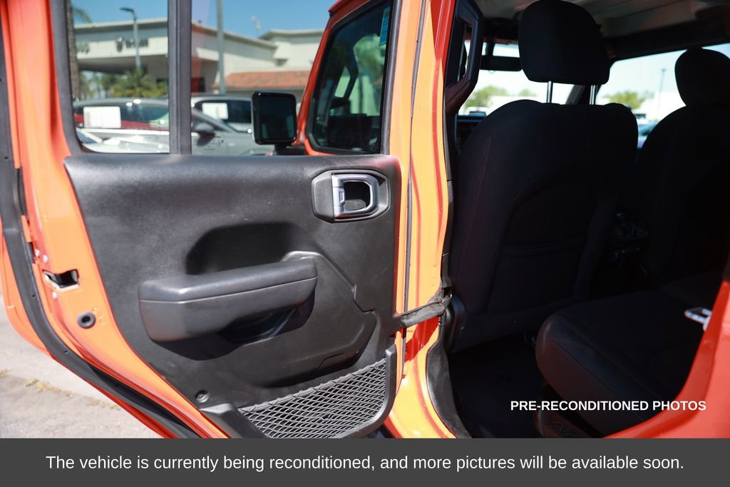 Used 2023 Jeep Wrangler Unlimited w/ 8.4" Radio Group image 37