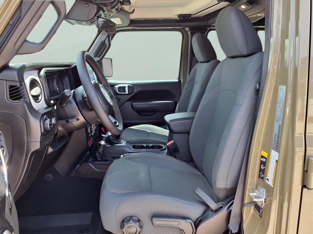 Used 2025 Jeep Gladiator Willys image 17