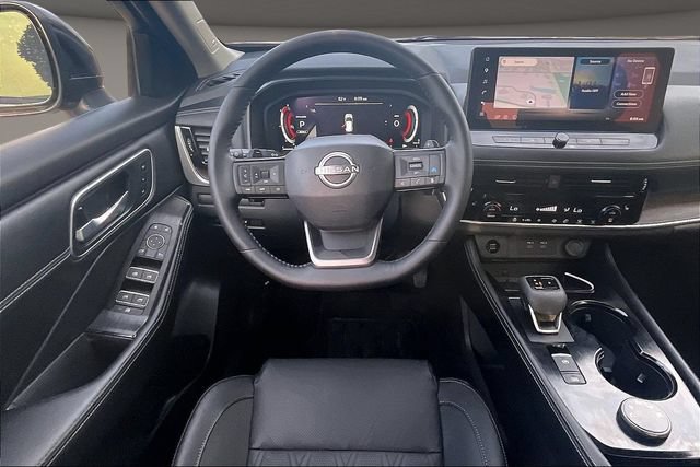 Certified 2025 Nissan Rogue Platinum AWD/4WD image 5