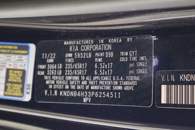 Used 2023 Kia Carnival LX FWD image 39