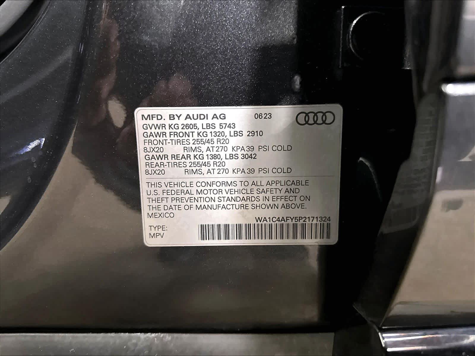 Used 2023 Audi SQ5 Prestige w/ Prestige Package AWD/4WD image 35