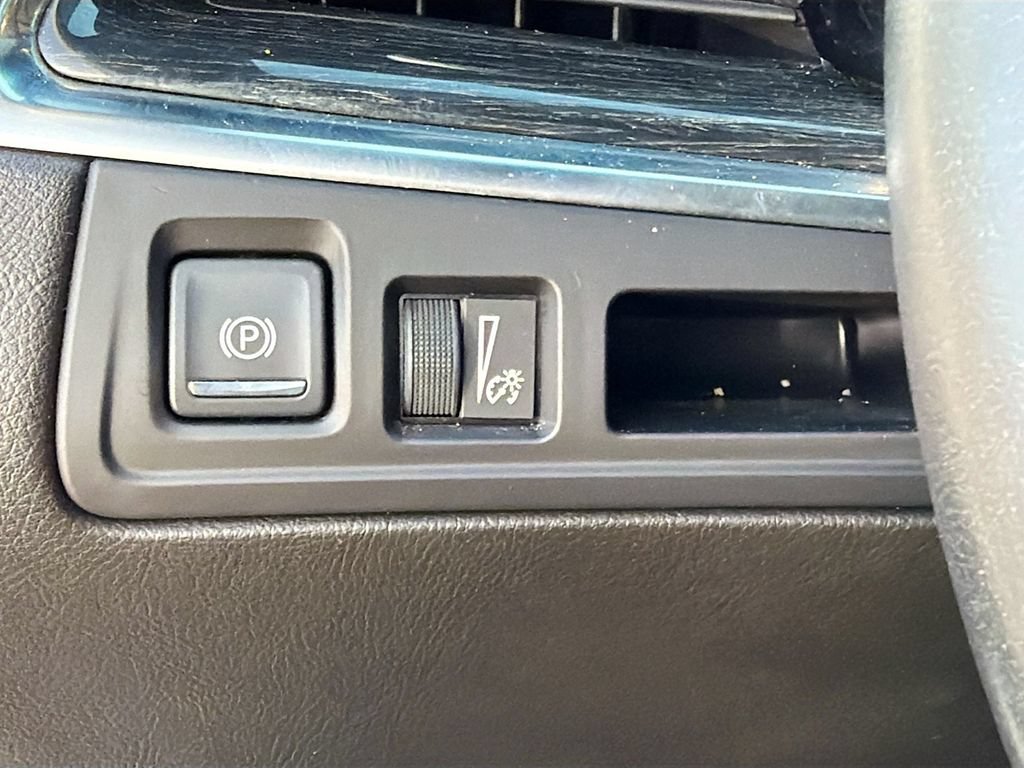 Used 2021 Cadillac XT5 Premium Luxury FWD image 35