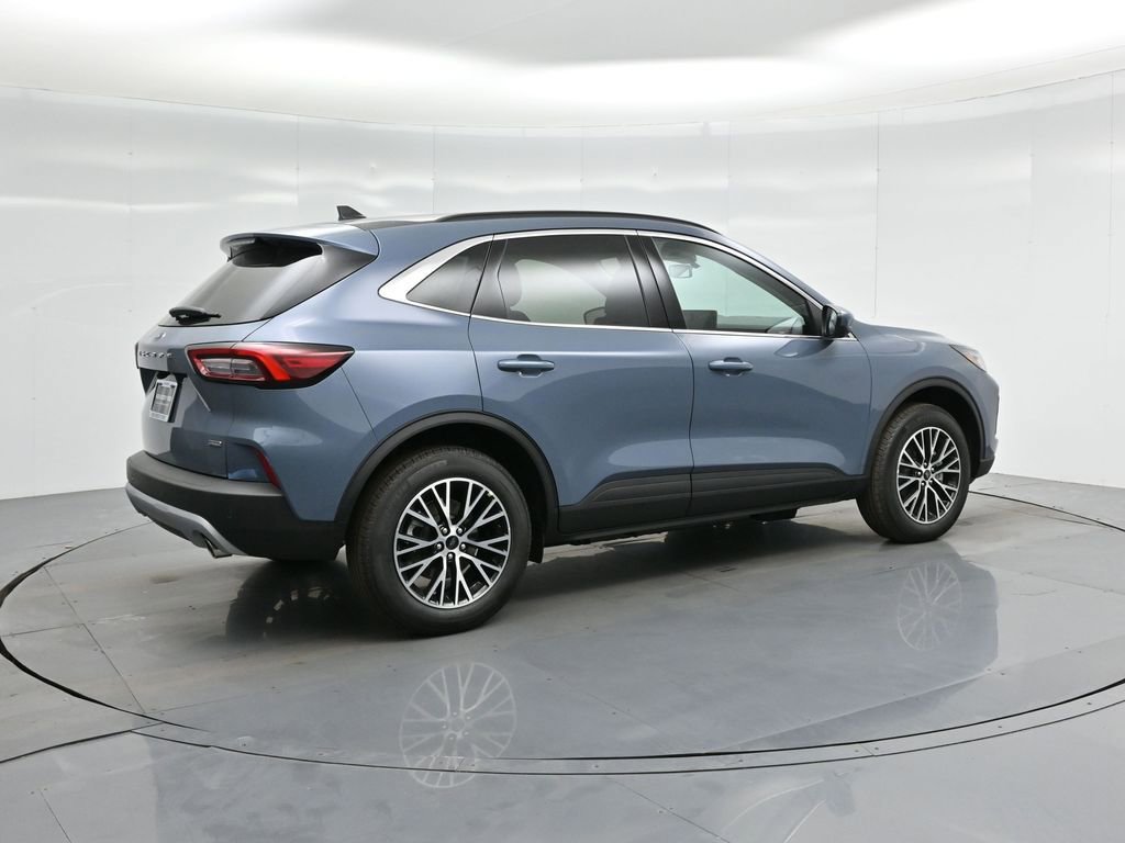 New 2025 Ford Escape SE w/ PHEV Premium Package image 31