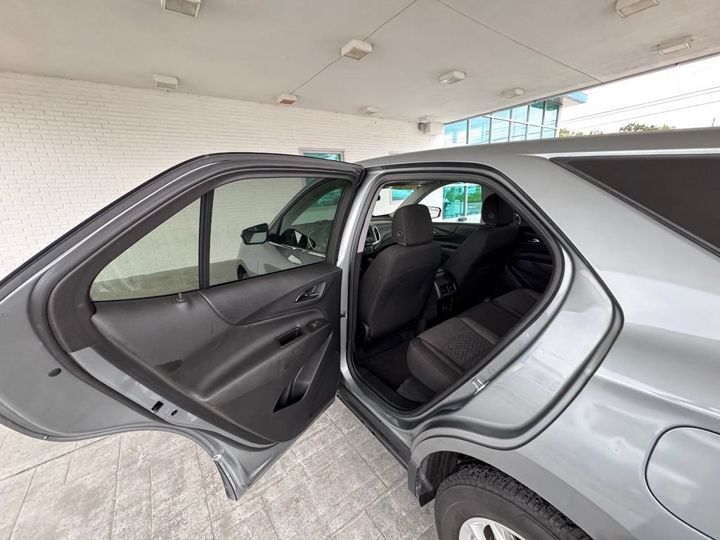 Used 2024 Chevrolet Equinox LT AWD/4WD image 18