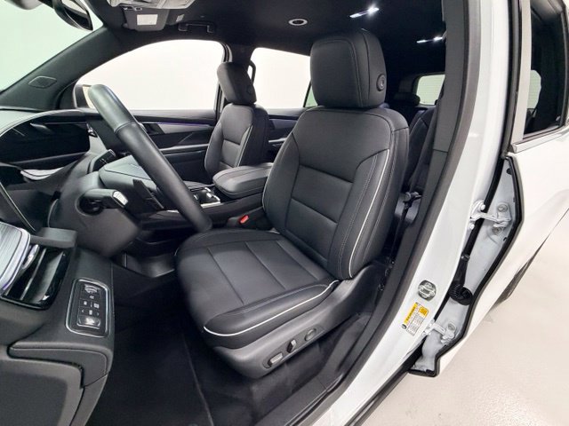 Certified 2026 Buick Enclave Preferred AWD/4WD image 7
