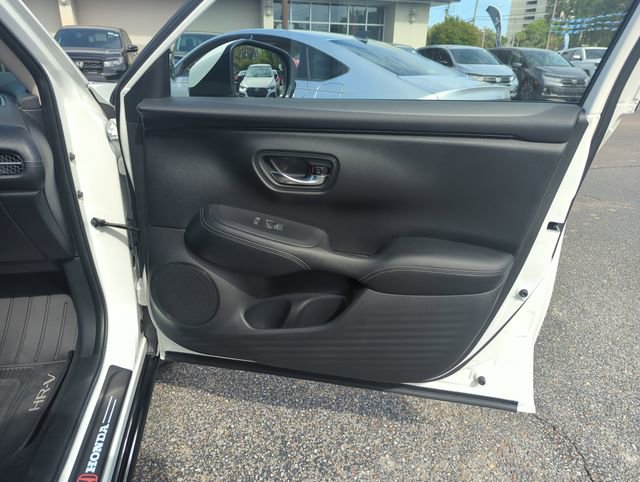 Certified 2024 Honda HR-V EX-L image 32