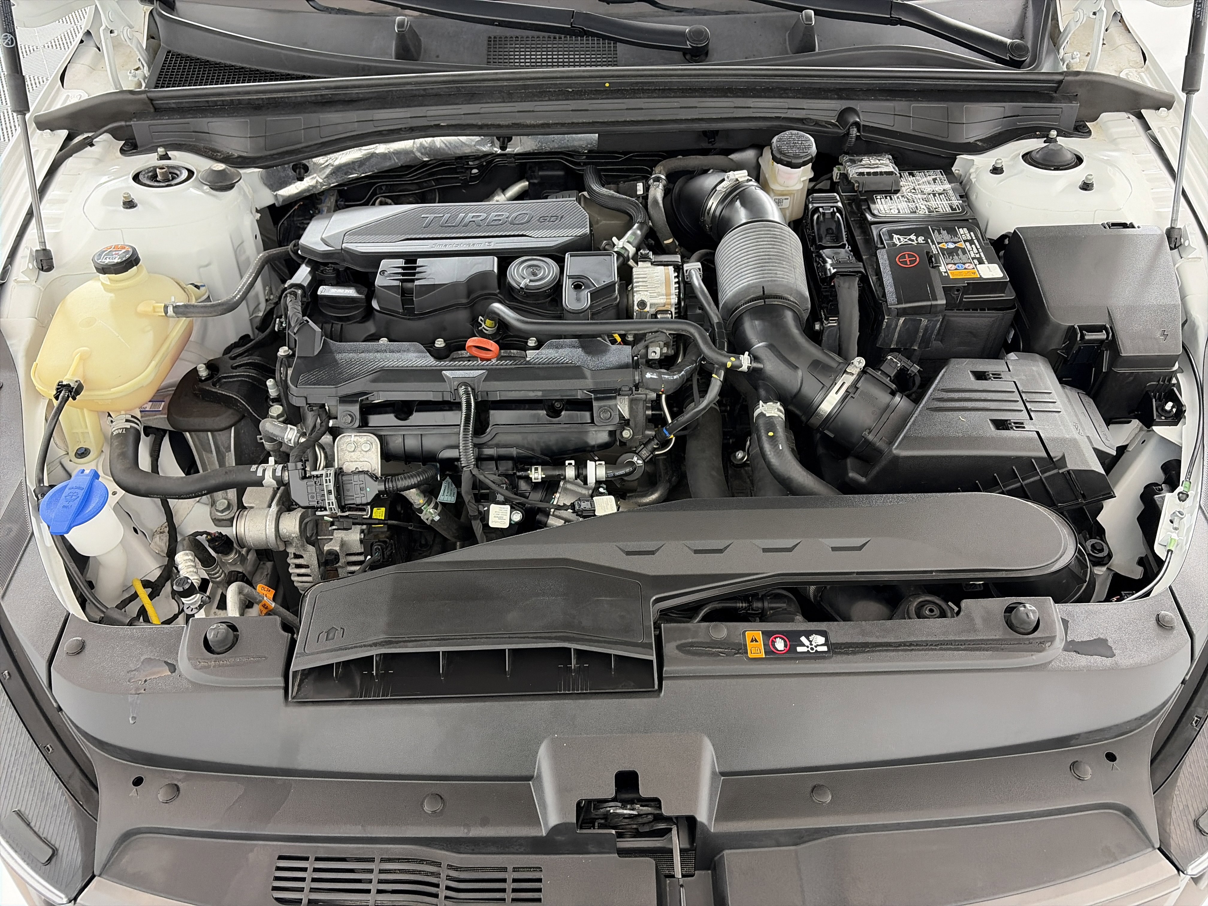 Used 2024 Kia K5 GT-Line image 11