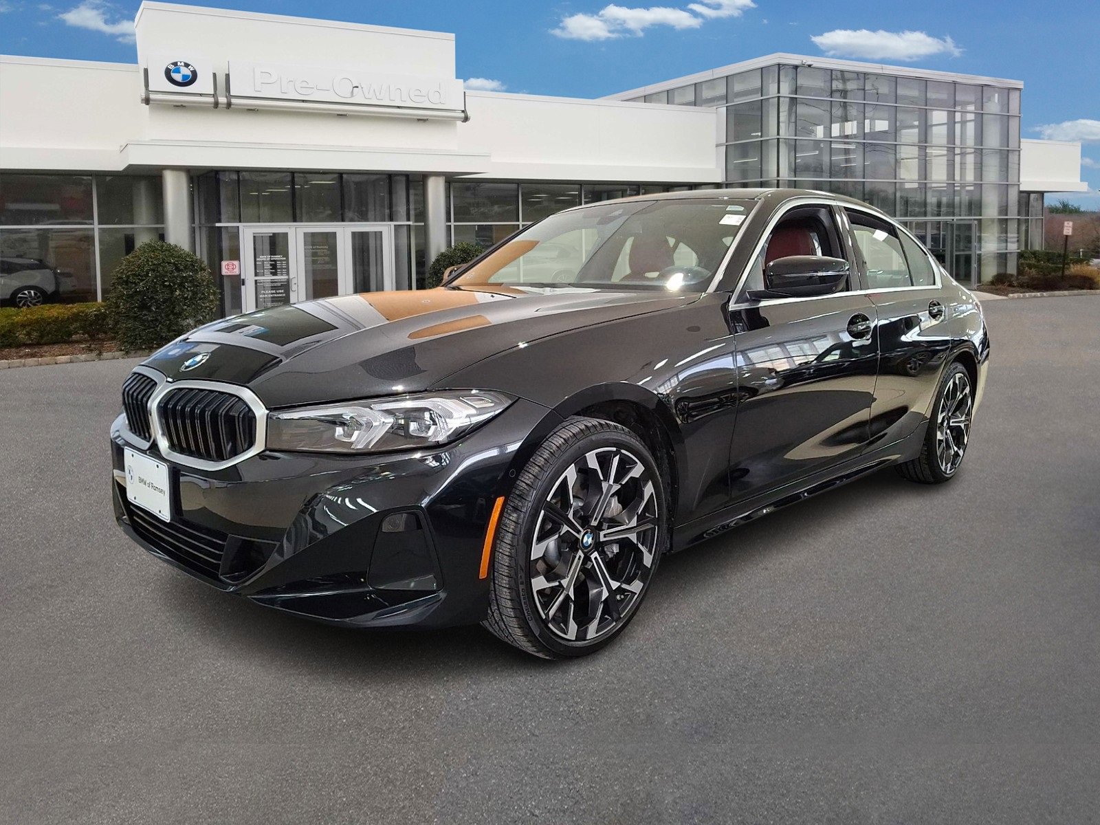 Used 2025 BMW 330i xDrive 330i xDrive w/ M Sport Package video 1