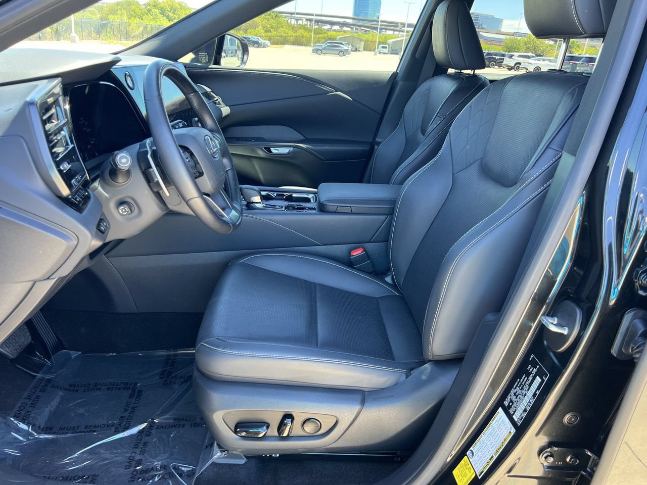 Used 2025 Lexus RX 350 Premium Plus w/ Accessory Package (Z1) FWD image 7