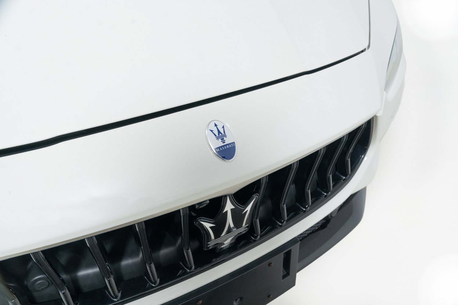 Used 2024 Maserati Ghibli Modena Ultima Q4 AWD/4WD image 32
