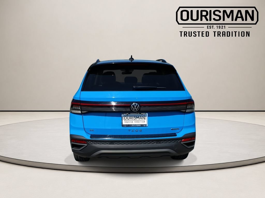 Used 2025 Volkswagen Taos SE AWD/4WD image 8