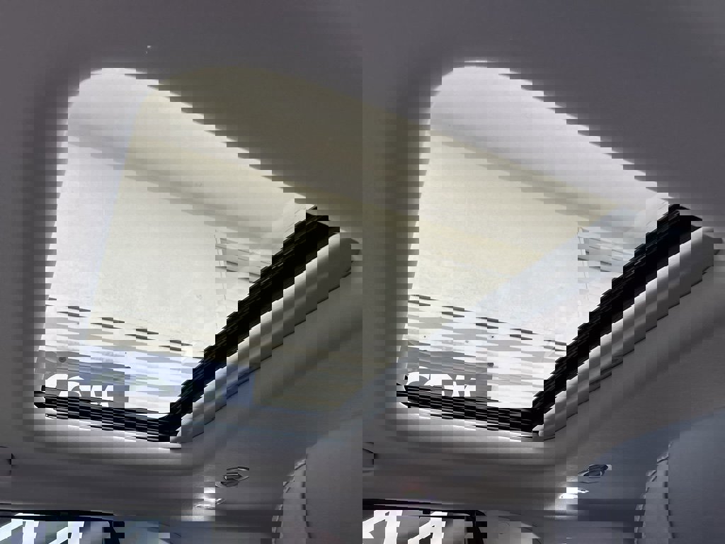 New 2026 Kia Carnival SX Prestige image 13