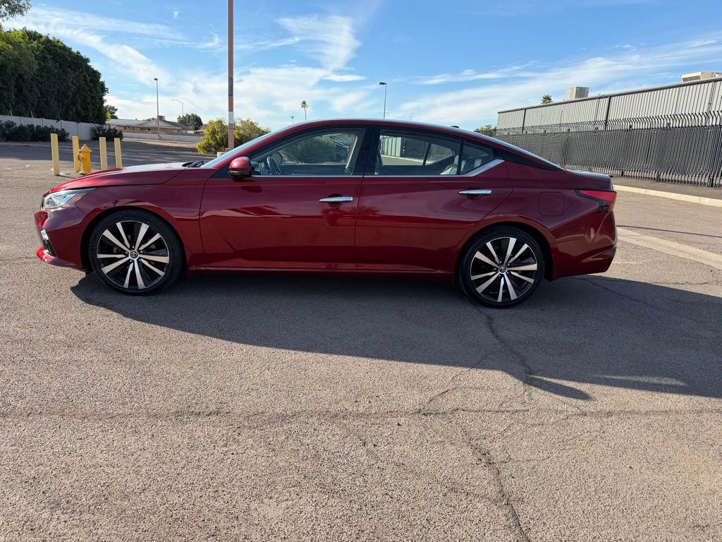 Used 2020 Nissan Altima 2.0 Platinum image 6
