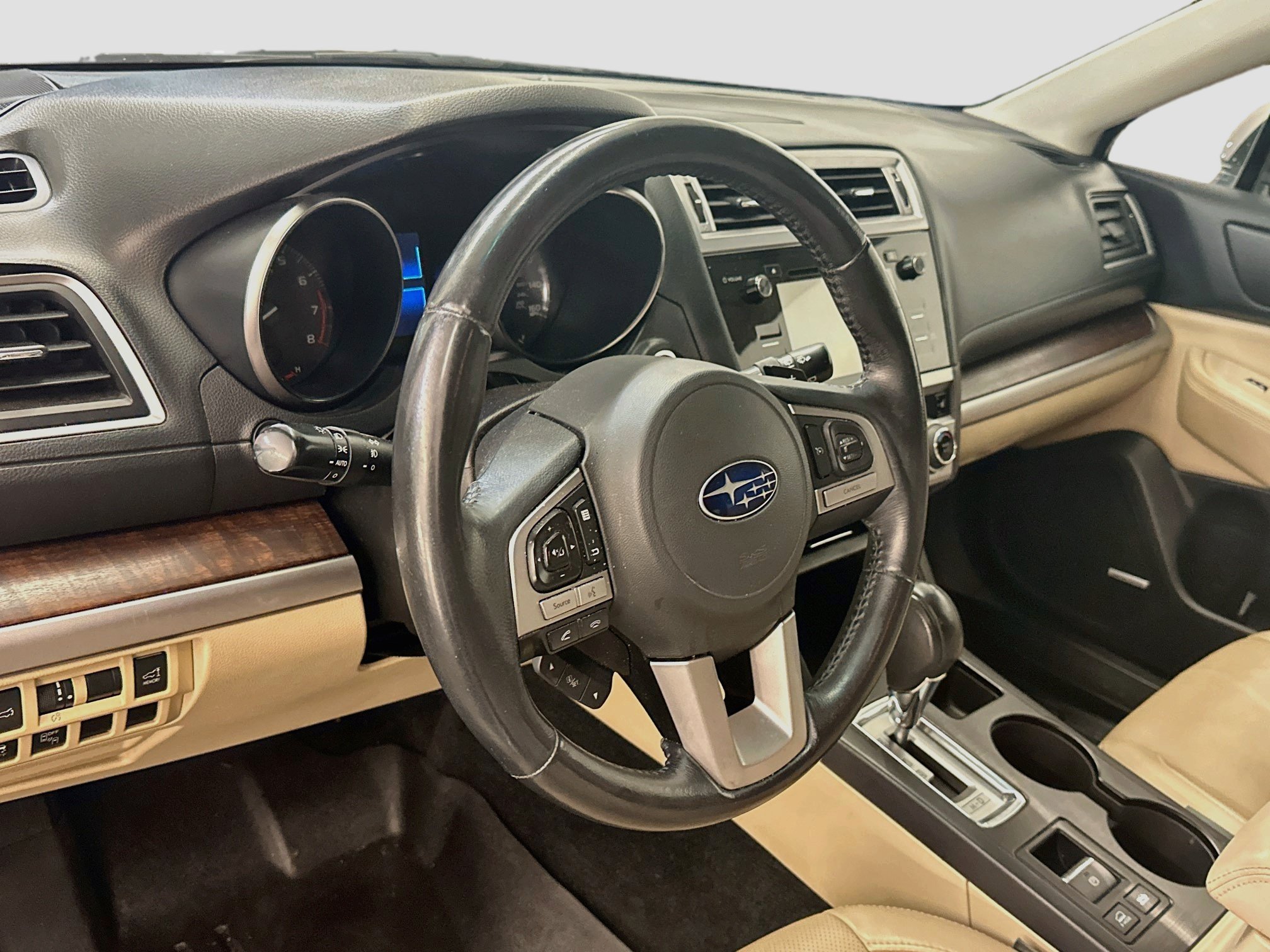 Used 2015 Subaru Outback 3.6R Limited AWD/4WD image 18