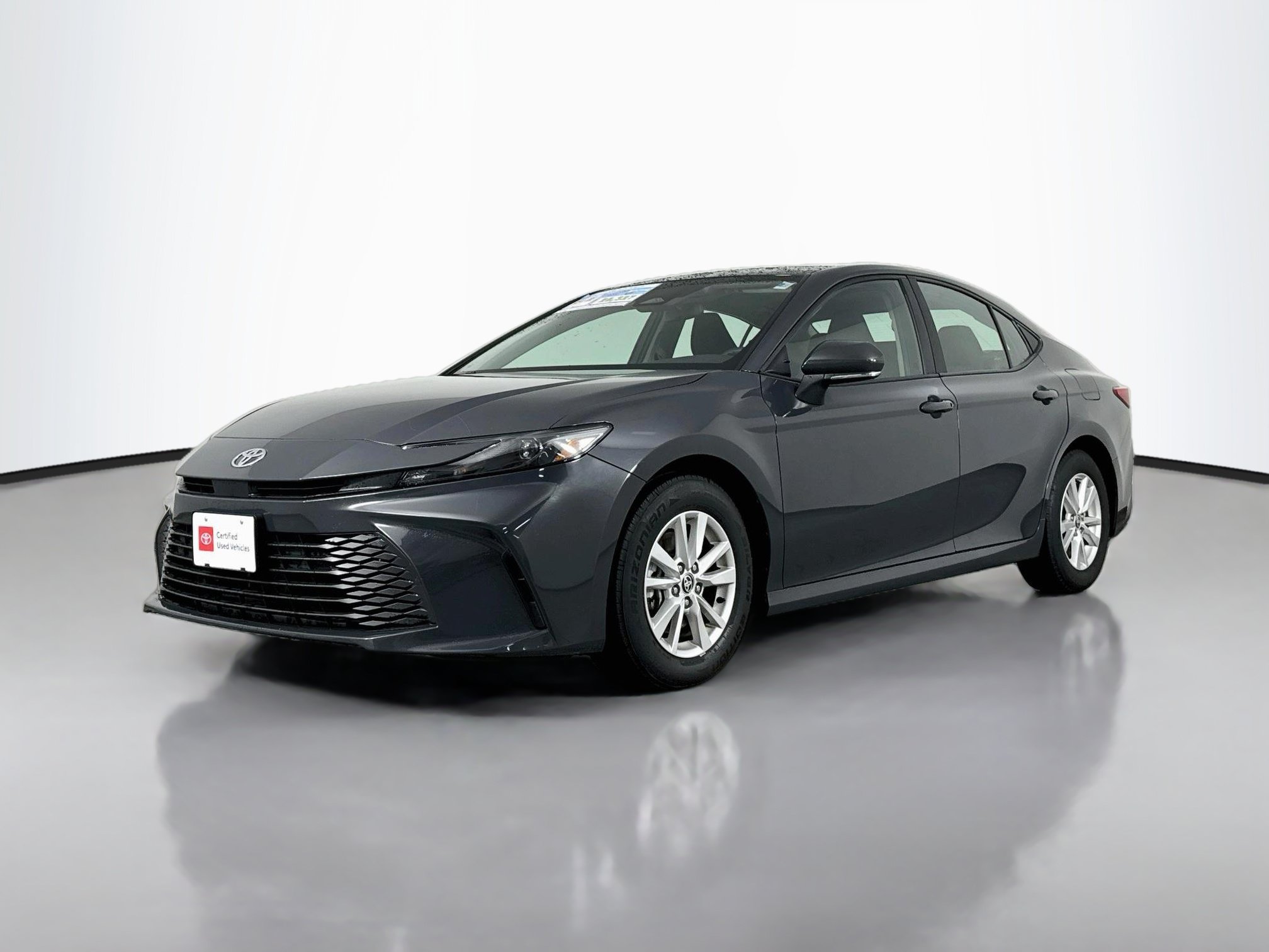 Certified 2025 Toyota Camry LE FWD image 3