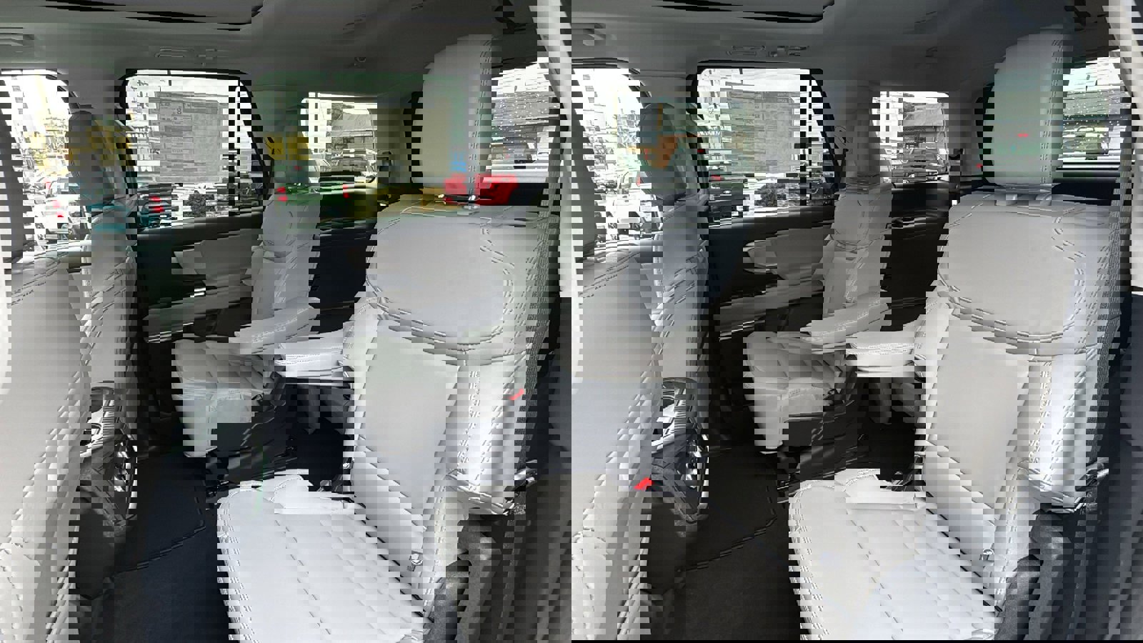 New 2026 Ford Expedition Active image 45