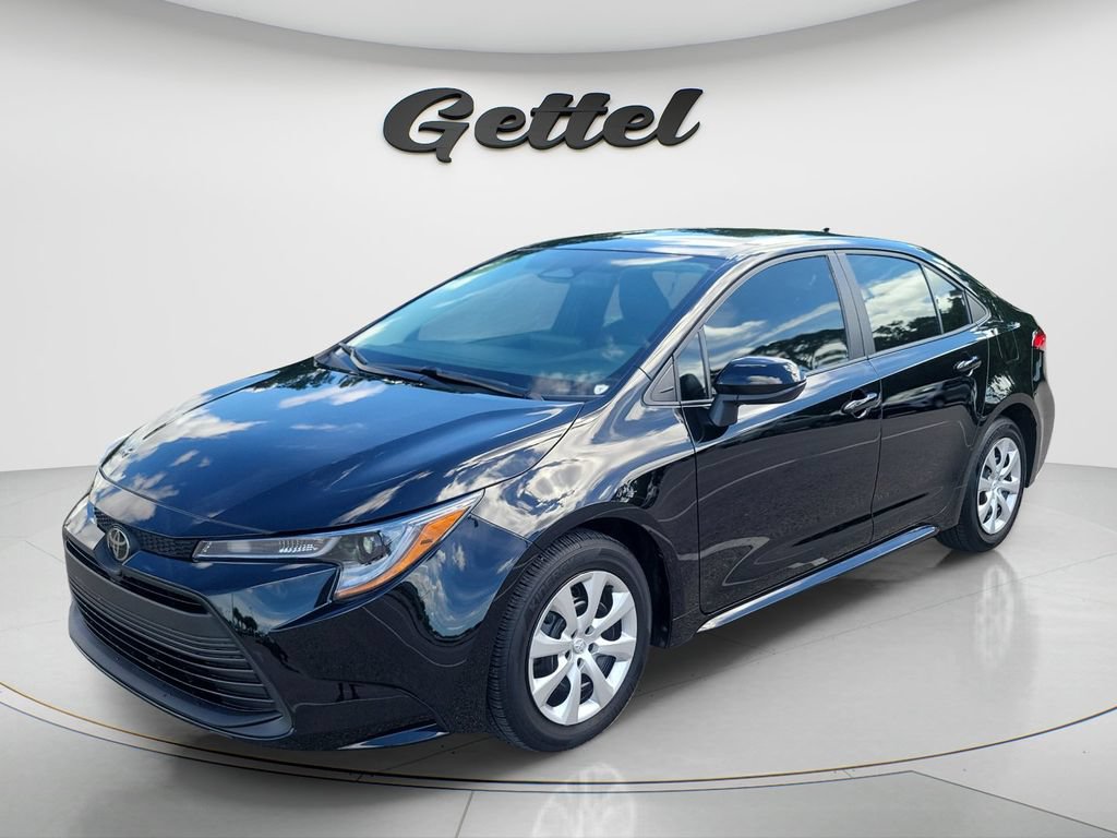 Certified 2025 Toyota Corolla LE w/ Convenience Package