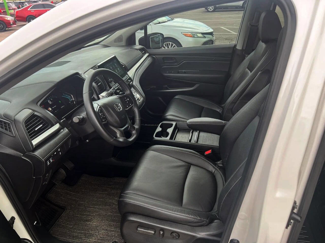 Used 2024 Honda Odyssey EX-L image 10