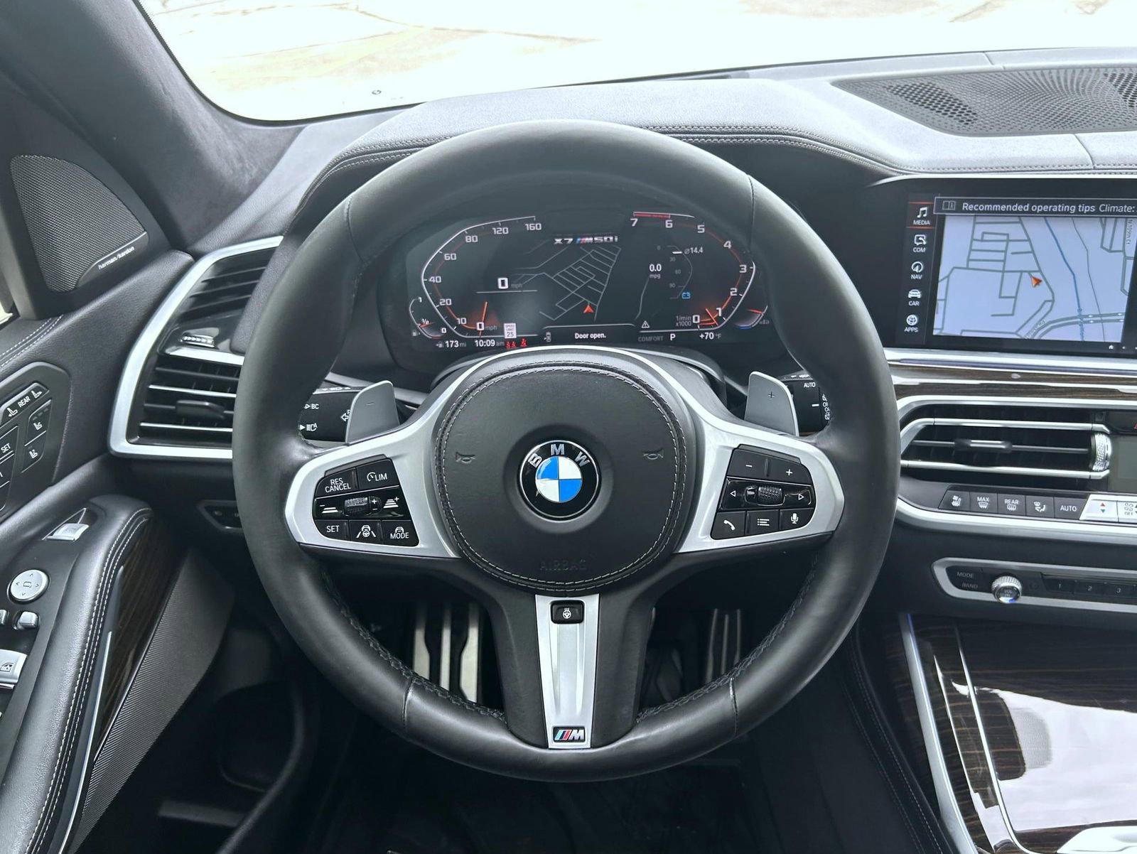 Used 2020 BMW X7 M50i w/ Dynamic Handling Package AWD/4WD image 11