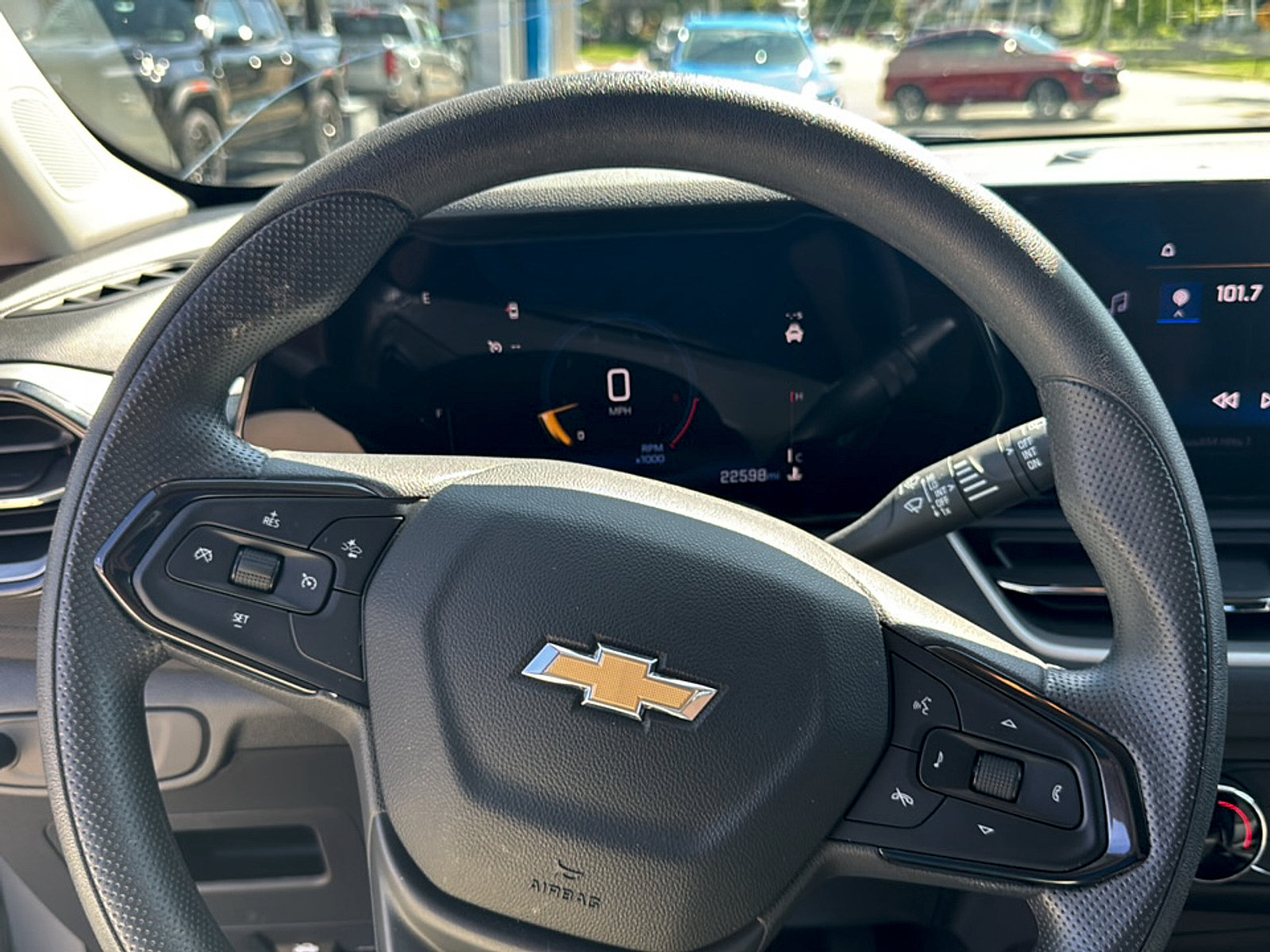 Used 2025 Chevrolet TrailBlazer LS w/ LS Convenience Package FWD image 12