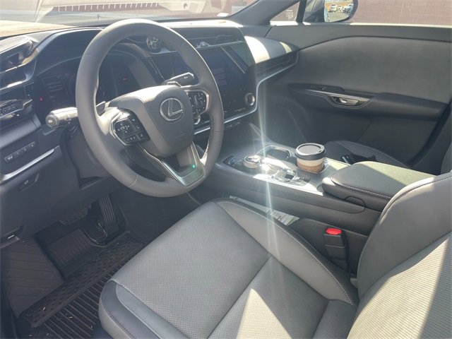 Used 2026 Lexus RZ 350e image 4
