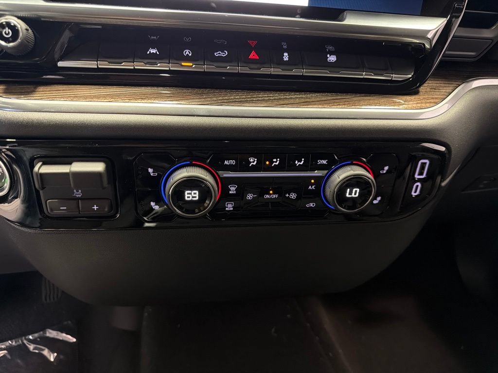 New 2026 Chevrolet Silverado 1500 RST AWD/4WD image 22