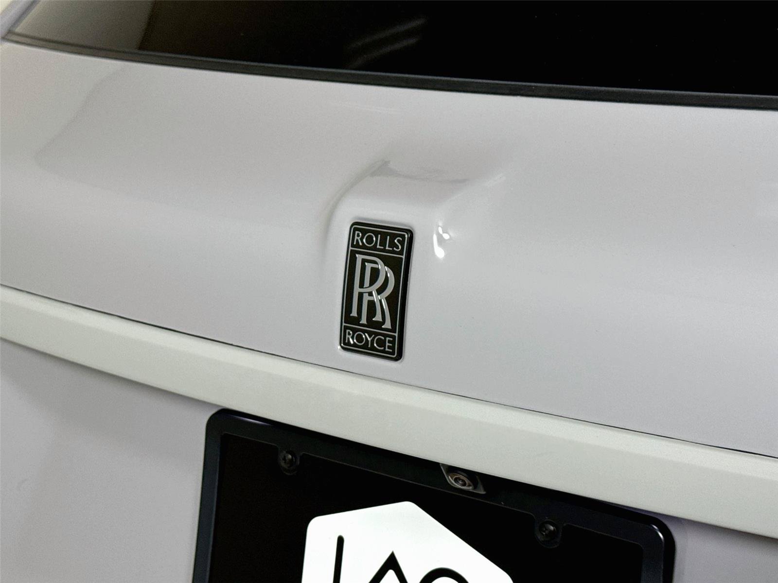 Used 2024 Rolls-Royce Cullinan Black Badge w/ Leather Finishing Pack AWD/4WD image 38