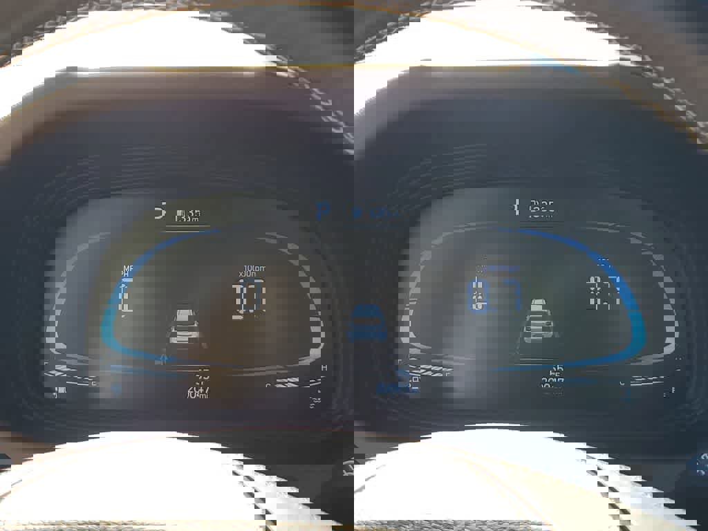 Used 2024 Hyundai Venue SEL image 24